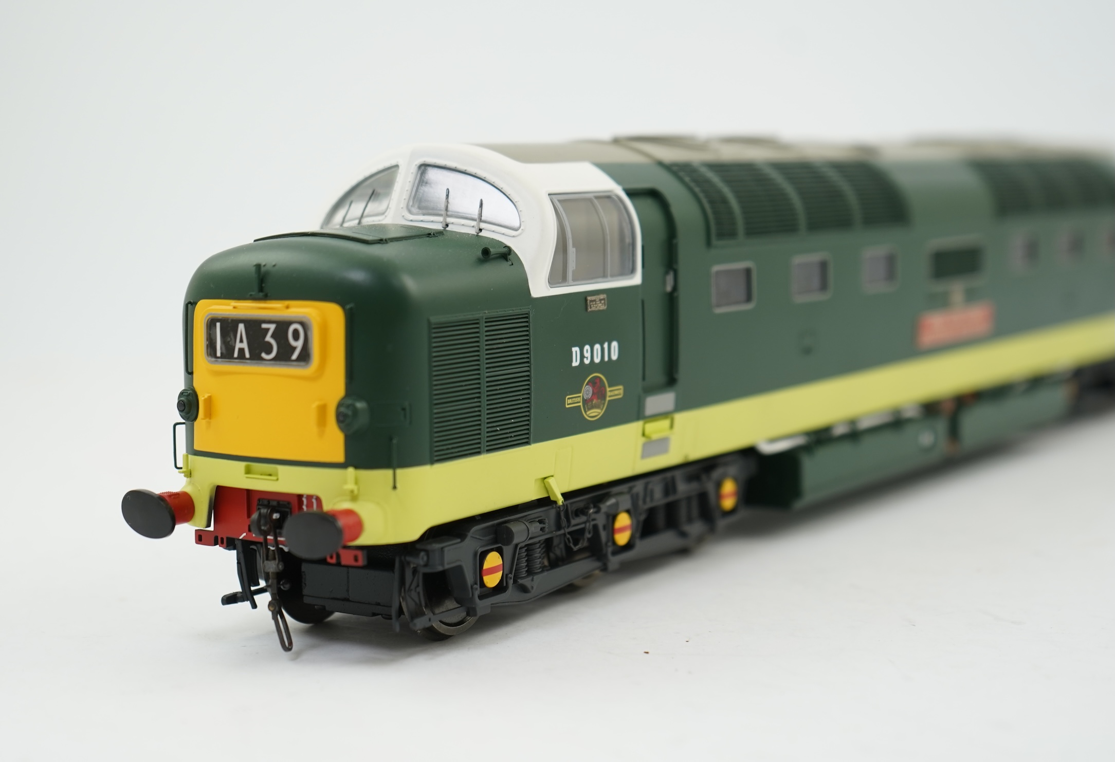 An 0 Gauge Heljan model of BR Class 55 Deltic, The King’s Own Scottish Border D9010 Co-Co diesel locomotive, powered for two rail operation, with original box and operating leaflet.